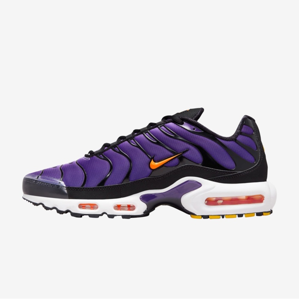 Nike Air Max Plus
Men's - Picture 3 of 6